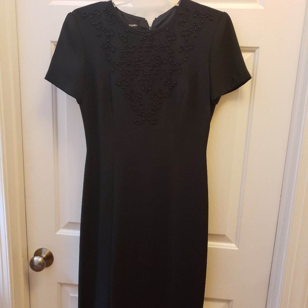 DONNA MORGAN- WOMAN'S SIZE 4- BLACK BEADED- ELEGANT -FULLY LINED DRESS